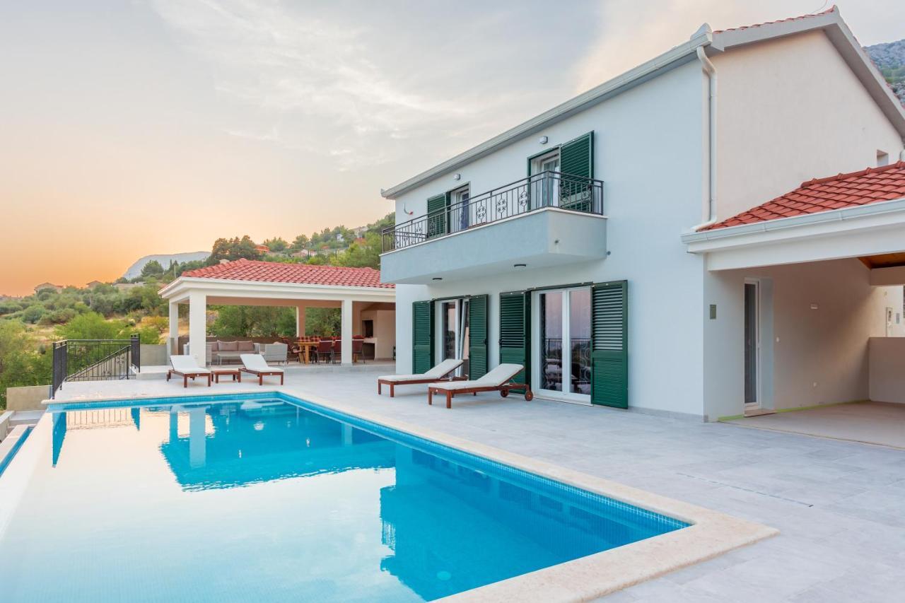 Willa Secluded House - Guaranteed Privacy - Heated Pool Klis Zewnętrze zdjęcie