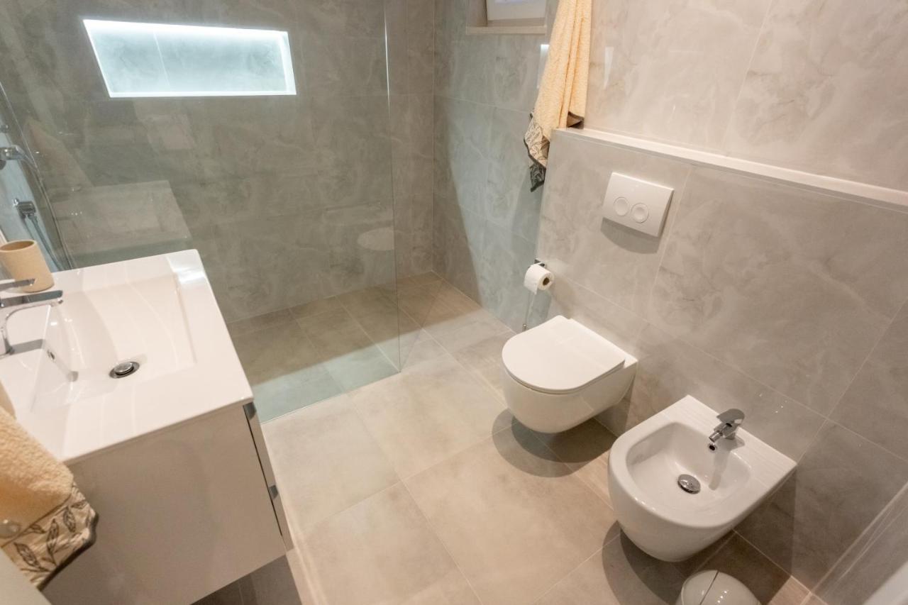 Willa Secluded House - Guaranteed Privacy - Heated Pool Klis Zewnętrze zdjęcie